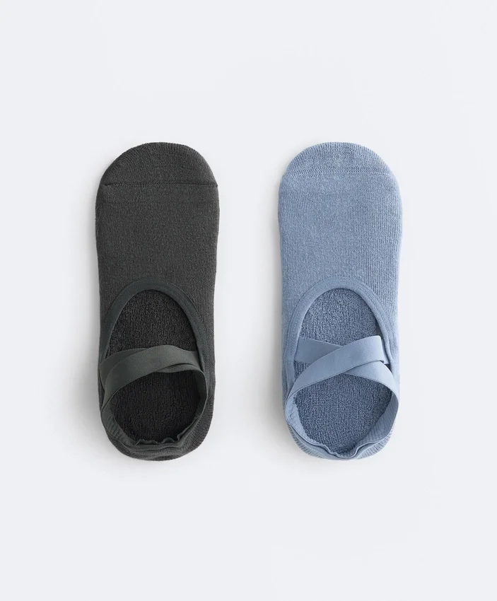 2 pares de meias acolchoadas de mistura de algodão para ioga e pilates com tiras cruzadas 2 pares de meias acolchoadas de mistura de algodão para ioga e pilates com tiras cruzadas