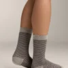 2 pares de meias clássicas 55% modal 10% caxemira 2 pares de meias clássicas 55% modal 10% caxemira