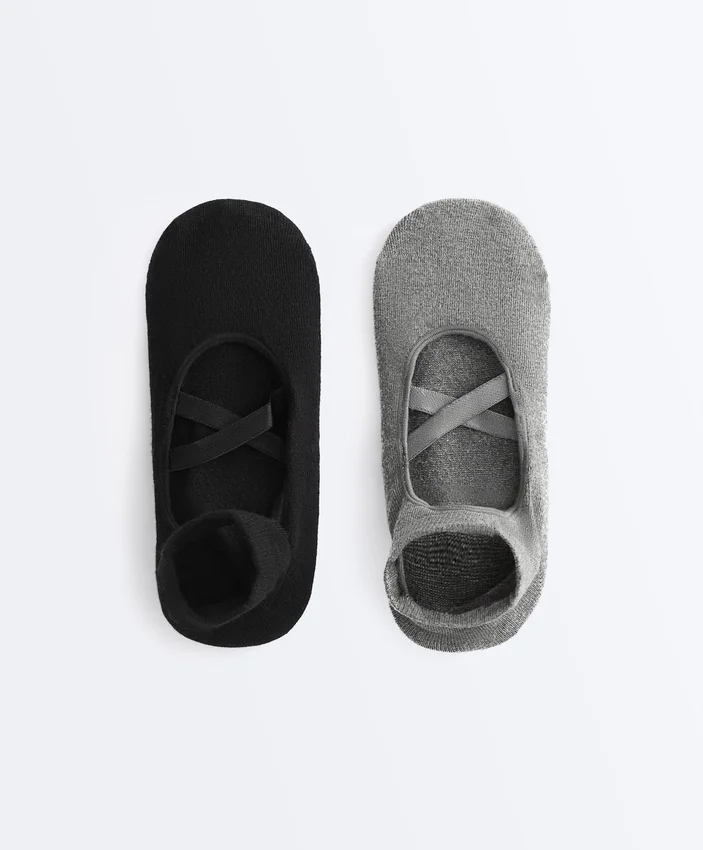 2 pares de meias de mistura de algodão para ioga e pilates com tiras cruzadas 2 pares de meias de mistura de algodão para ioga e pilates com tiras cruzadas