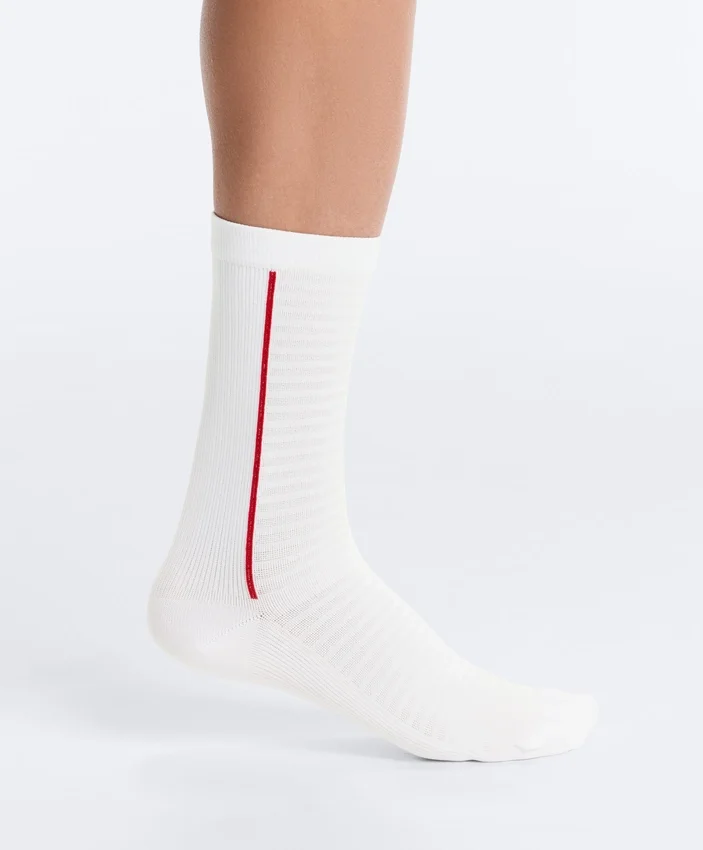 2 pares de meias desportivas clássicas em mistura de poliamida 2 pares de meias desportivas clássicas em mistura de poliamida