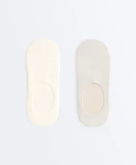 2 pares de meias invisíveis de microfibra com cano alto e nervuras 2 pares de meias invisíveis de microfibra com cano alto e nervuras