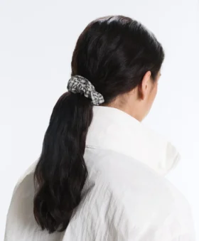 3 elásticos de cabelo grandes em xadrez