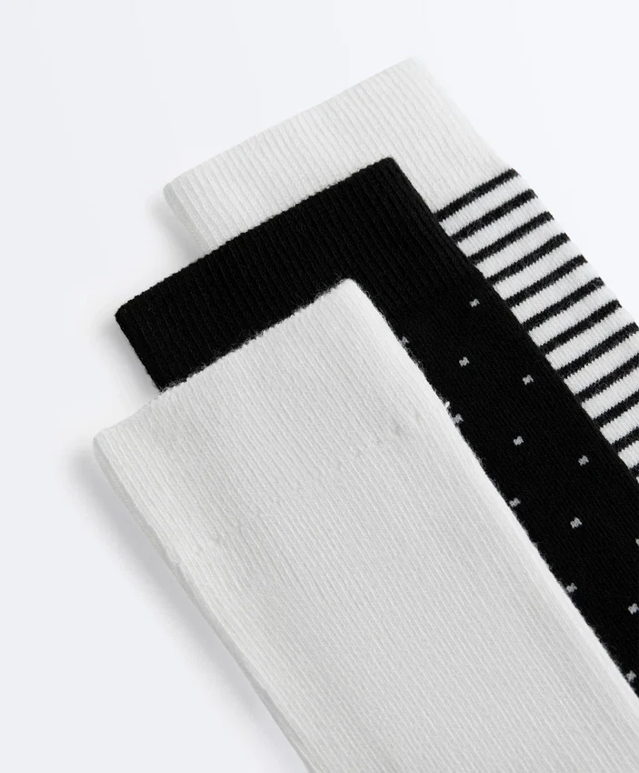 3 pares de meias clássicas em mistura de algodão 3 pares de meias clássicas em mistura de algodão