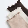 3 pares de meias curtas em mistura de algodão com borda enrolada 3 pares de meias curtas em mistura de algodão com borda enrolada
