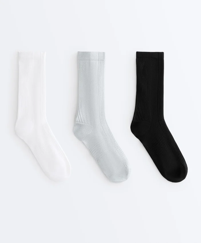 3 pares de meias desportivas clássicas em mistura de poliamida 3 pares de meias desportivas clássicas em mistura de poliamida