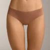 5 Cuecas brasileiras invisíveis em mistura de poliamida Pantone™ 5 Cuecas brasileiras invisíveis em mistura de poliamida Pantone™
