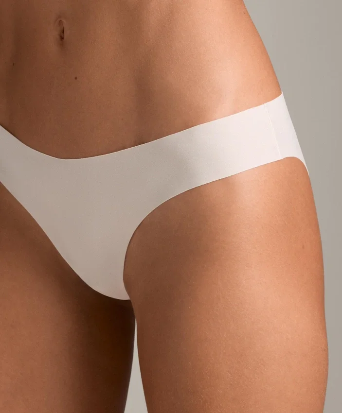 5 Cuecas clássicas invisíveis com corte em V em mistura de poliamida 5 Cuecas clássicas invisíveis com corte em V em mistura de poliamida