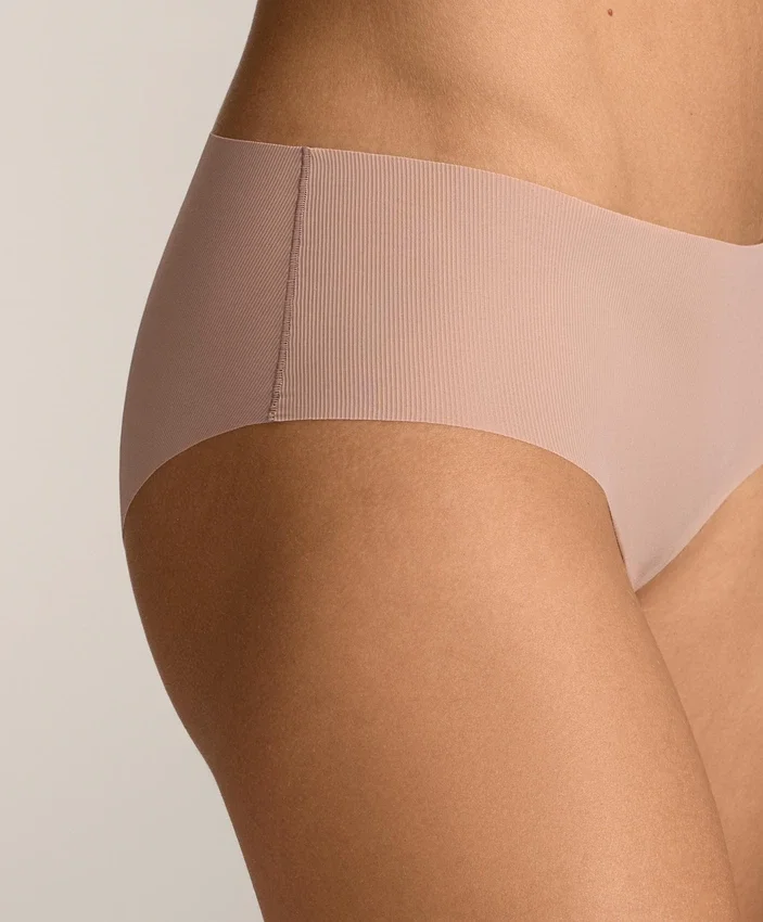 5 Cuecas Hipster Leves em Mistura de Poliamida com Canelado, Invisíveis e com Corte a Laser 5 Cuecas Hipster Leves em Mistura de Poliamida com Canelado, Invisíveis e com Corte a Laser