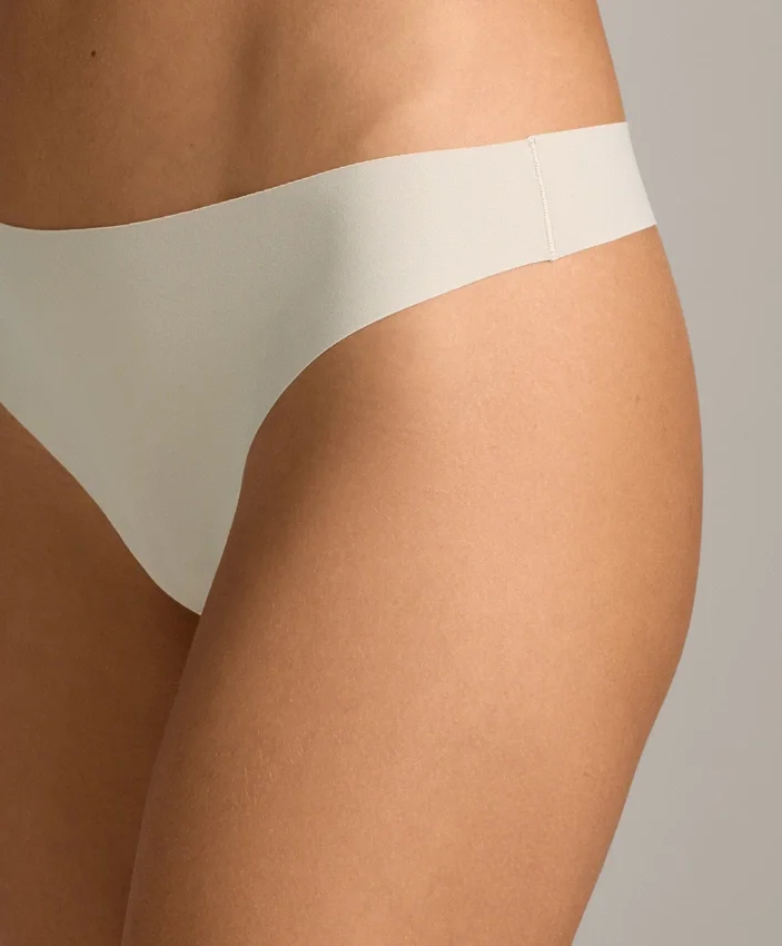 5 tangas invisíveis em mistura de poliamida com corte a laser 5 tangas invisíveis em mistura de poliamida com corte a laser
