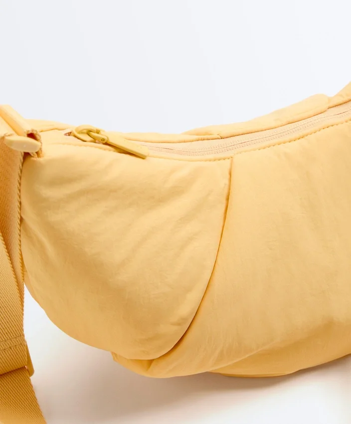 Bolsa a tiracolo acolchoada Bolsa a tiracolo acolchoada