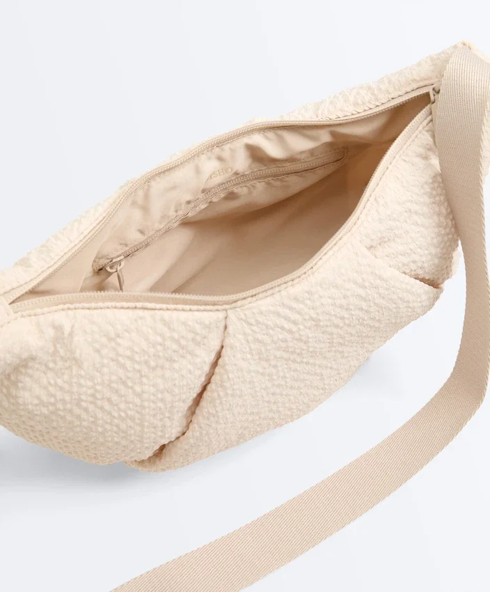 Bolsa a tiracolo acolchoada com textura Bolsa a tiracolo acolchoada com textura