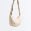 Bolsa a tiracolo acolchoada com textura Bolsa a tiracolo acolchoada com textura