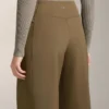Calças de cintura alta com efeito neoprene e perna reta Calças de cintura alta com efeito neoprene e perna reta