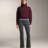 Calças de cintura superalta, sem costuras, com canelado extraquente e corte largo Calças de cintura superalta, sem costuras, com canelado extraquente e corte largo