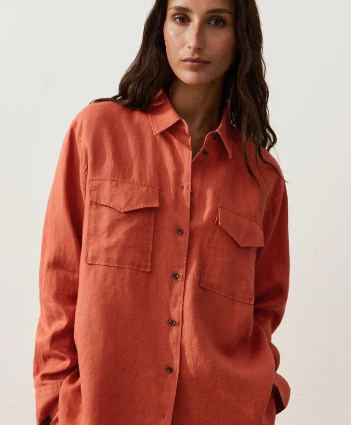 Camisas 100% linho com bolsos Camisas 100% linho com bolsos