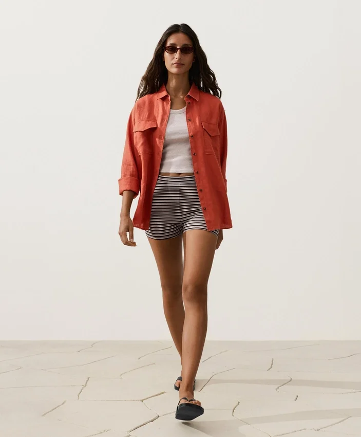 Camisas 100% linho com bolsos Camisas 100% linho com bolsos