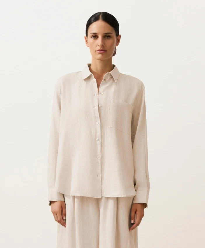 Camisas de corte descontraído em 100% linho Camisas de corte descontraído em 100% linho