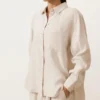 Camisas de corte descontraído em 100% linho Camisas de corte descontraído em 100% linho