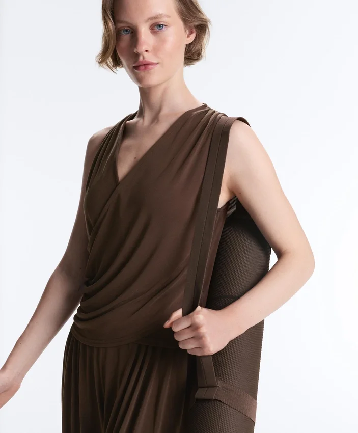 Camisas sem mangas com decote cruzado em mistura de modal Camisas sem mangas com decote cruzado em mistura de modal
