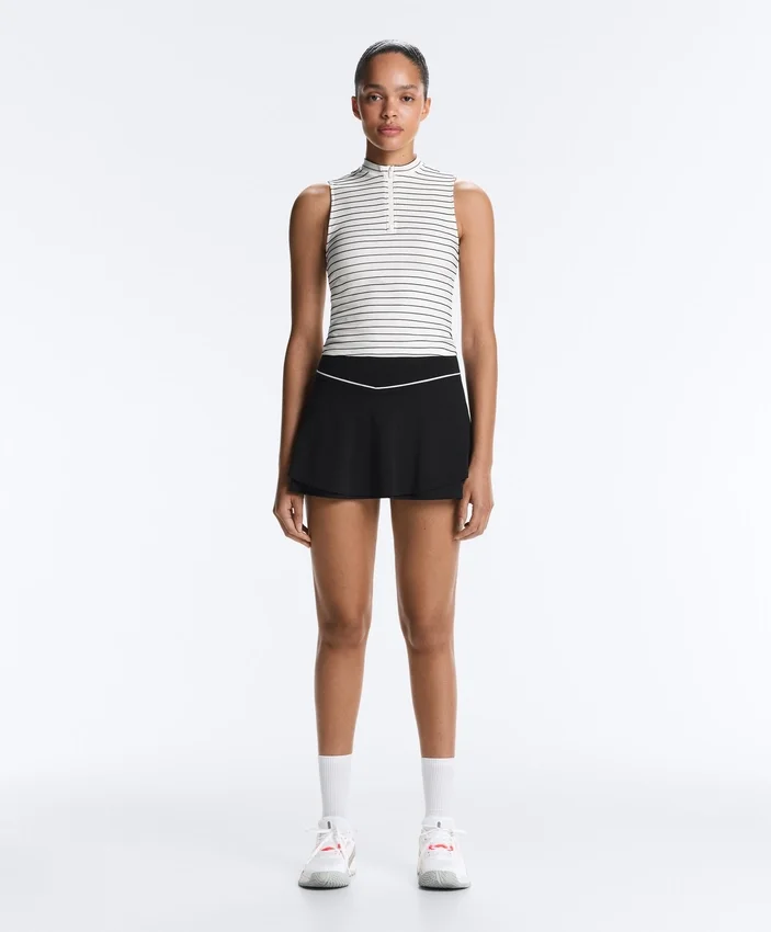 Camisas sem mangas com meio fecho e riscas Camisas sem mangas com meio fecho e riscas