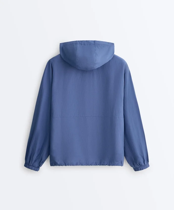 Camisola com meio fecho e bolso frontal, mistura de lyocell e 24% de linho Camisola com meio fecho e bolso frontal, mistura de lyocell e 24% de linho
