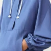 Camisola com meio fecho e bolso frontal, mistura de lyocell e 24% de linho Camisola com meio fecho e bolso frontal, mistura de lyocell e 24% de linho