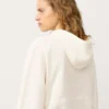 Camisola com meio fecho e bolso frontal, mistura de lyocell e 24% de linho Camisola com meio fecho e bolso frontal, mistura de lyocell e 24% de linho