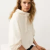 Camisola com meio fecho e bolso frontal, mistura de lyocell e 24% de linho Camisola com meio fecho e bolso frontal, mistura de lyocell e 24% de linho