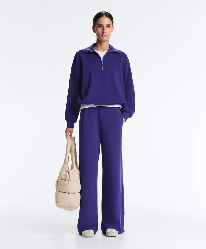 Camisola com meio fecho e modal escovado Camisola com meio fecho e modal escovado