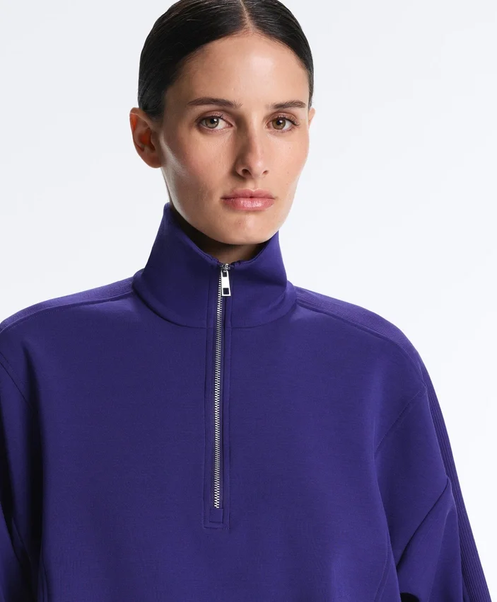 Camisola com meio fecho e modal escovado Camisola com meio fecho e modal escovado