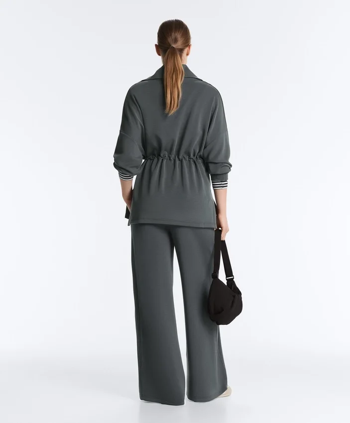 Camisola com meio fecho e modal Soft Touch Camisola com meio fecho e modal Soft Touch