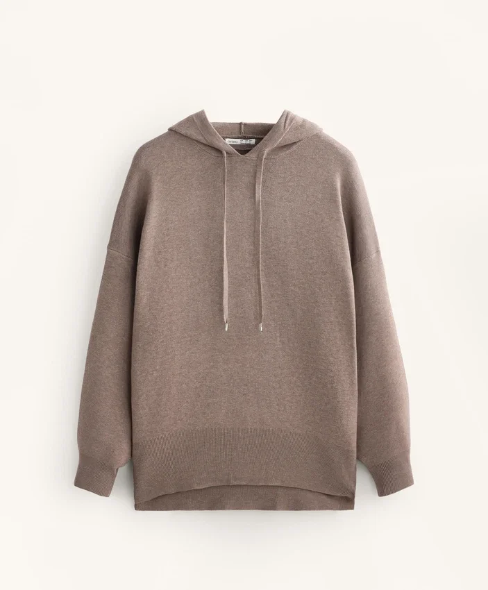 Camisola comprida de malha com capuz Camisola comprida de malha com capuz
