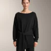 Camisola comprida em modal Soft Touch com detalhe de nó Camisola comprida em modal Soft Touch com detalhe de nó