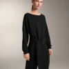 Camisola comprida em modal Soft Touch com detalhe de nó Camisola comprida em modal Soft Touch com detalhe de nó