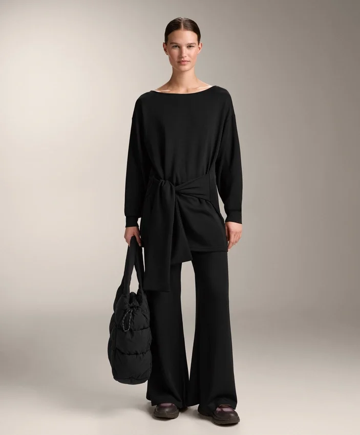 Camisola comprida em modal Soft Touch com detalhe de nó Camisola comprida em modal Soft Touch com detalhe de nó
