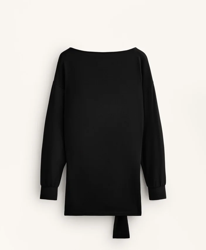 Camisola comprida em modal Soft Touch com detalhe de nó Camisola comprida em modal Soft Touch com detalhe de nó