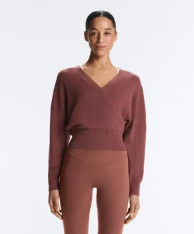 Camisola de malha com corte cruzado Camisola de malha com corte cruzado