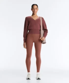 Camisola de malha com corte cruzado Camisola de malha com corte cruzado
