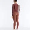 Camisola de malha com corte cruzado Camisola de malha com corte cruzado