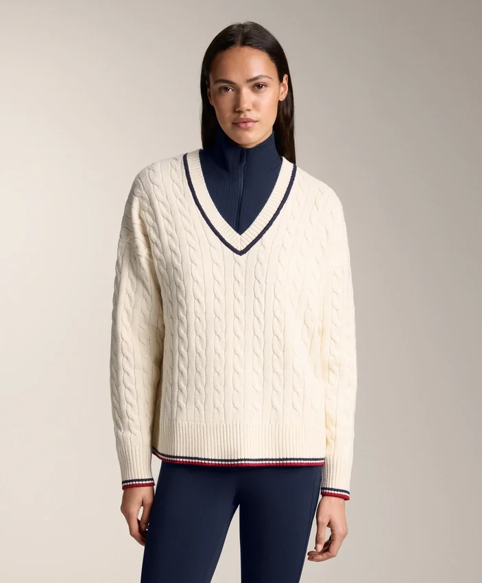 Camisola de malha com mini tranças e decote em V Camisola de malha com mini tranças e decote em V
