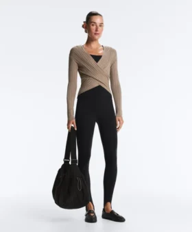 Camisola de malha fina com canelado Camisola de malha fina com canelado
