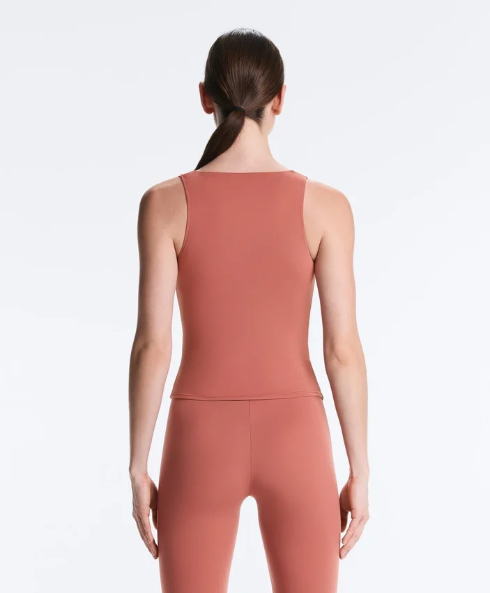 Camisola sem mangas Comfortlux com decote cruzado Camisola sem mangas Comfortlux com decote cruzado