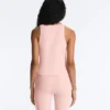 Camisola sem mangas Comfortlux com decote cruzado Camisola sem mangas Comfortlux com decote cruzado