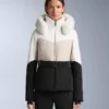 Casaco acolchoado de esqui Primaloft® com corte super justo e blocos de cor, resistente à água Casaco acolchoado de esqui Primaloft® com corte super justo e blocos de cor, resistente à água