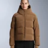 Casaco acolchoado em cetim 80% penas e 20% penugem Minardi Piume Ski resistente à água Casaco acolchoado em cetim 80% penas e 20% penugem Minardi Piume Ski resistente à água