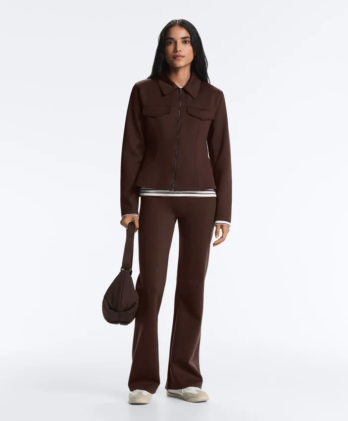 Casaco com peplum com efeito neoprene e canelado Casaco com peplum com efeito neoprene e canelado