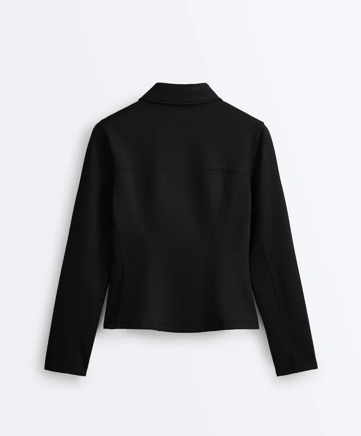 Casaco com peplum com efeito neoprene e canelado Casaco com peplum com efeito neoprene e canelado