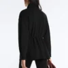 Casaco comprido com bolsos em modal e Soft Touch Casaco comprido com bolsos em modal e Soft Touch