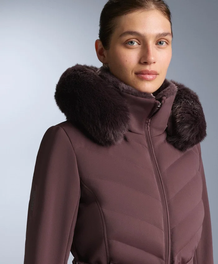Casaco de esqui Primaloft® resistente à água e com corte justo Casaco de esqui Primaloft® resistente à água e com corte justo
