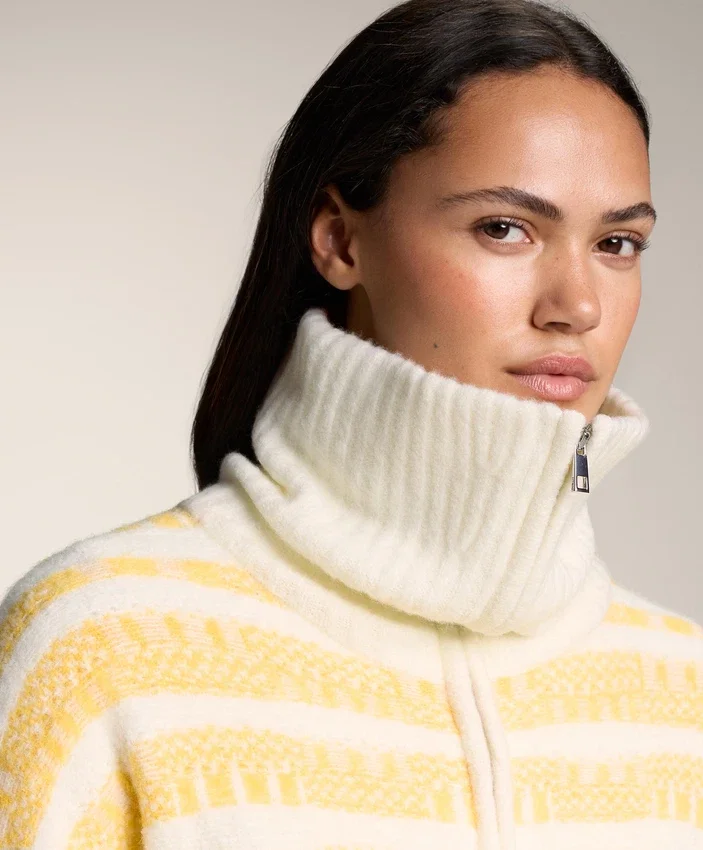 Casaco de malha jacquard às riscas Casaco de malha jacquard às riscas